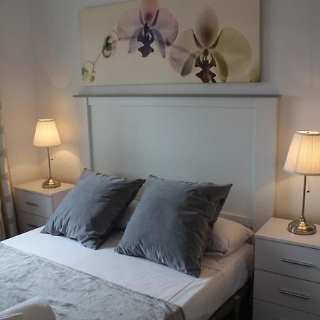 Apartamento Pueblo Quinta Benalmadena Bagian luar foto